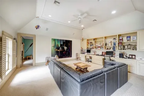 3653 Inverness Drive Houston TX 77019