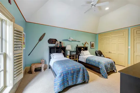 3653 Inverness Drive Houston TX 77019