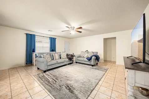 16945 Scenic Knoll Conroe TX 77385