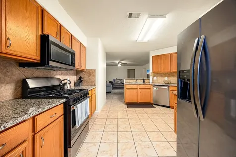 16945 Scenic Knoll Conroe TX 77385