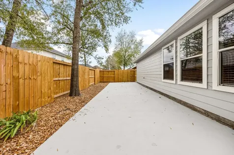 16945 Scenic Knoll Conroe TX 77385