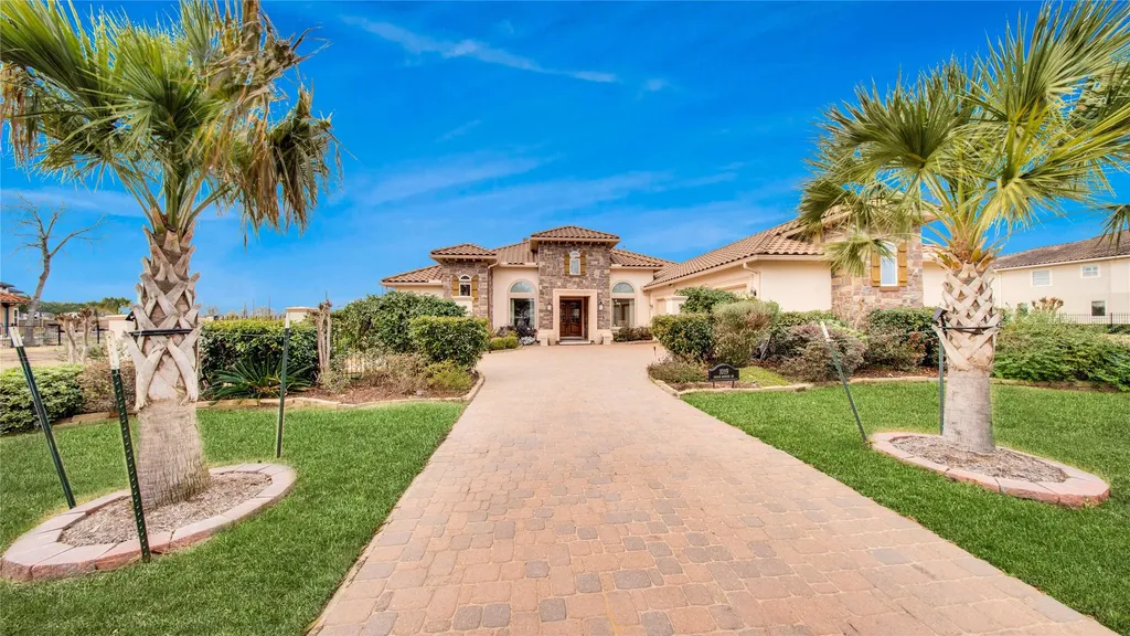 1019 Grand Estates Drive Richmond TX 77469