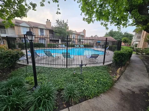 10615 Briar Forest Drive 1001 Houston TX 77042