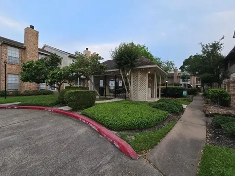 10615 Briar Forest Drive 1001 Houston TX 77042