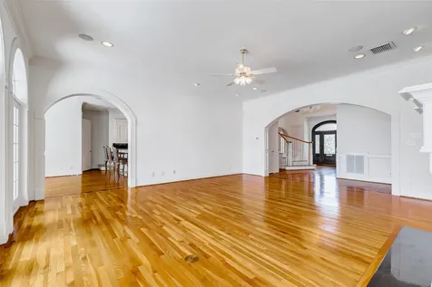10713 Greenwillow Street Houston TX 77035
