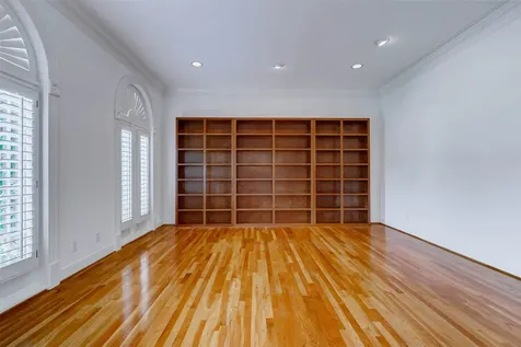 10713 Greenwillow Street Houston TX 77035