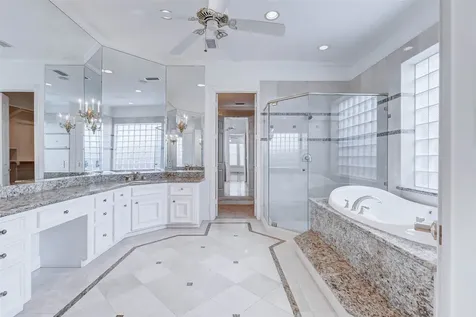 10713 Greenwillow Street Houston TX 77035