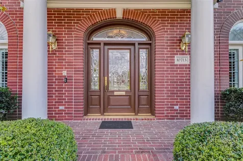 10713 Greenwillow Street Houston TX 77035