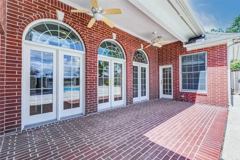 10713 Greenwillow Street Houston TX 77035