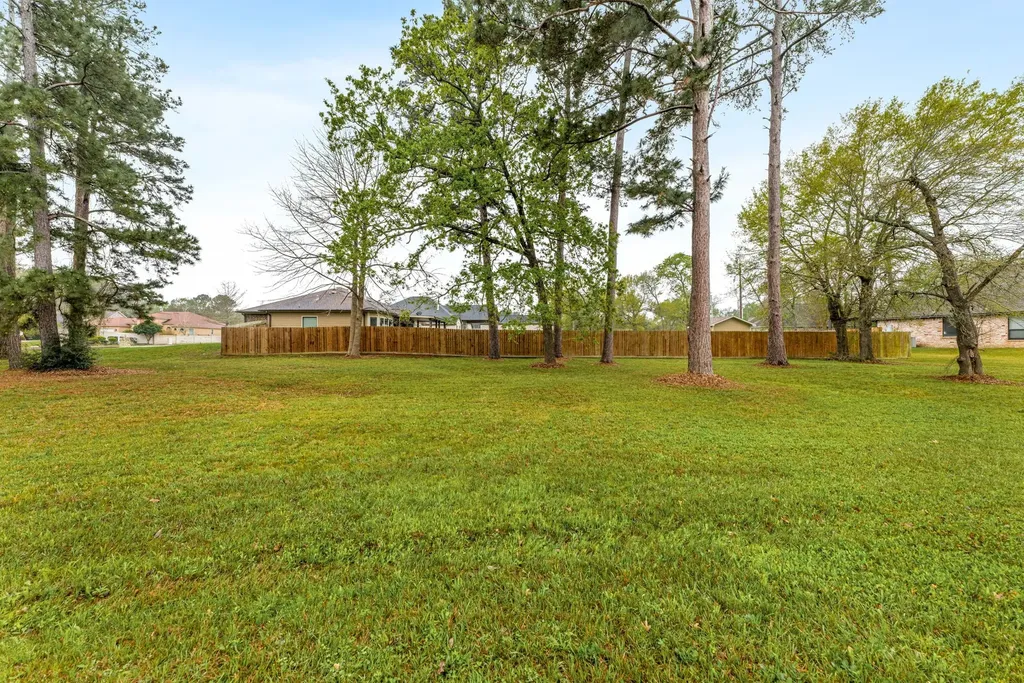 13083 Point Aquarius Boulevard Willis TX 77318