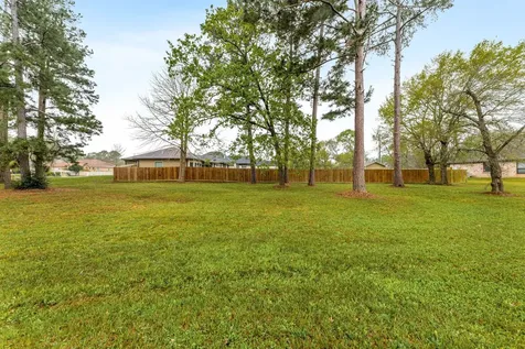 13083 Point Aquarius Boulevard Willis TX 77318