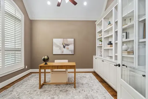 1418 Du Barry Lane Houston TX 77018