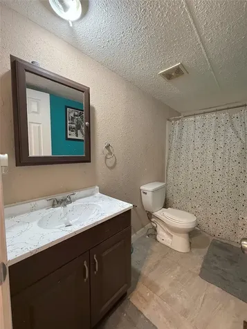2000 W W Humble Street Baytown TX 77520