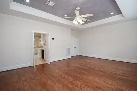 3213 Mcculloch Circle Houston TX 77056