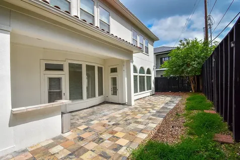 3213 Mcculloch Circle Houston TX 77056
