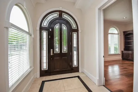 3213 Mcculloch Circle Houston TX 77056