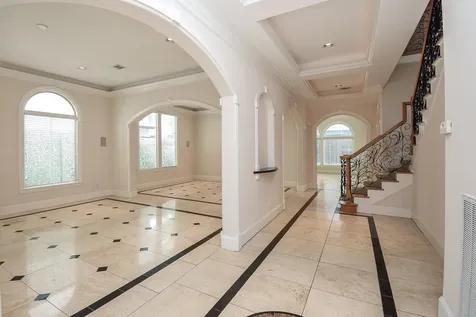 3213 Mcculloch Circle Houston TX 77056