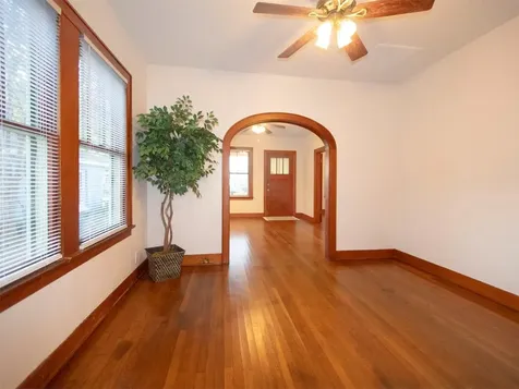 5111 Avenue Q 1/2 Galveston TX 77551
