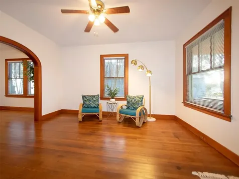 5111 Avenue Q 1/2 Galveston TX 77551