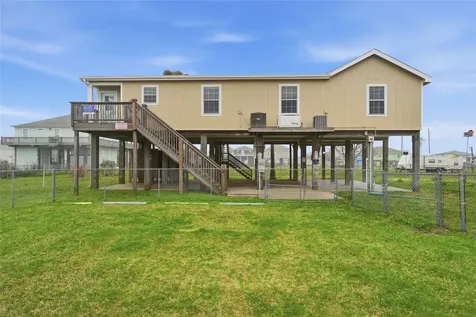 1972 Avenue D Crystal Beach TX 77650
