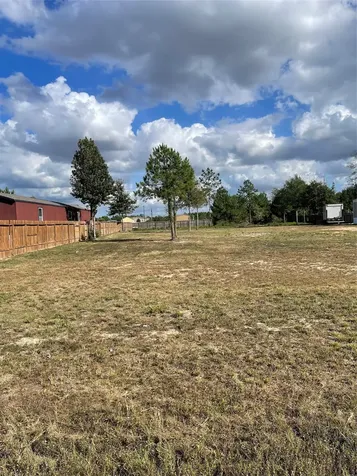 102 Road 5105 Cleveland TX 77327
