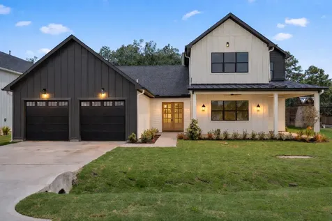 8707 Water Oak Drive Tomball TX 77375