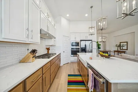 30207 Gold Finch Place Fulshear TX 77441