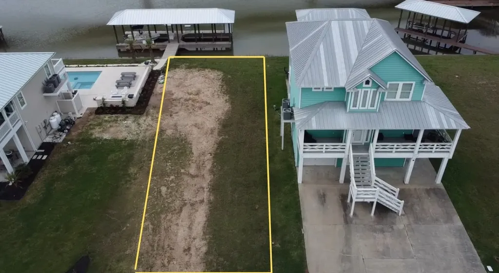 14 Alpha Slip Road Matagorda TX 77414