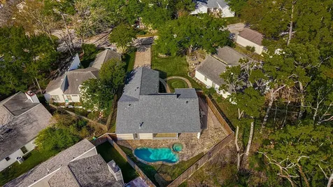 46 N Autumnwood Way The Woodlands TX 77380