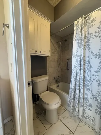 4327 Townes Forest Road Friendswood TX 77546