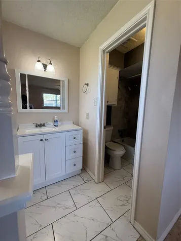 4327 Townes Forest Road Friendswood TX 77546