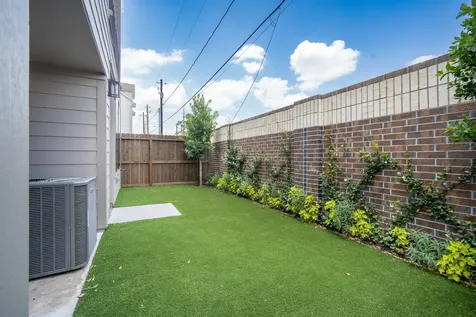 1715 Bologna Lane Houston TX 77055