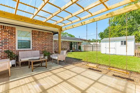 5206 6th Street Danbury TX 77534