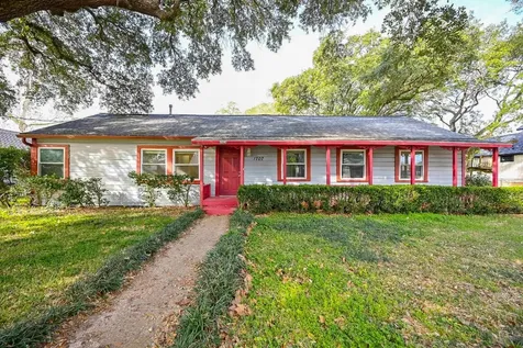 1707 Key Street Waller TX 77484