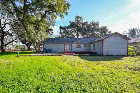 1707 Key Street Waller TX 77484