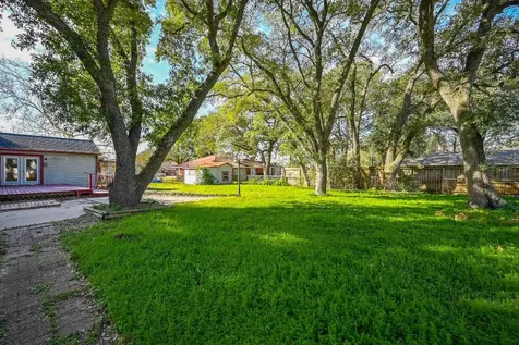 1707 Key Street Waller TX 77484