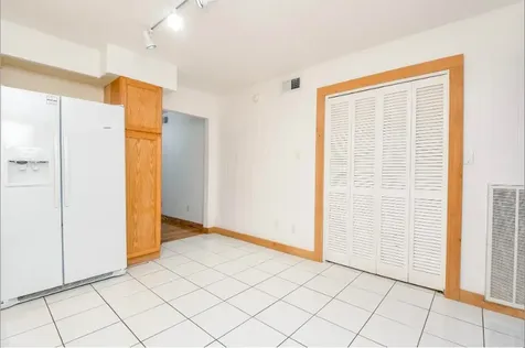 7233 Beechnut Street A Houston TX 77074
