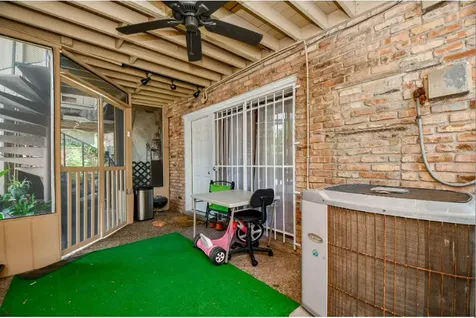 7233 Beechnut Street A Houston TX 77074