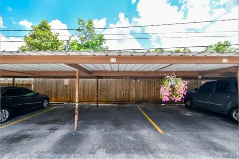 7233 Beechnut Street A Houston TX 77074
