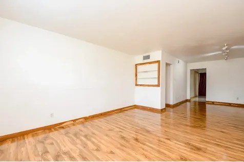7233 Beechnut Street A Houston TX 77074
