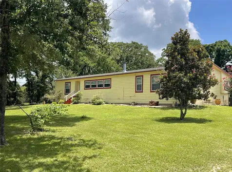 1666 Us Highway 84 Oakwood TX 75855
