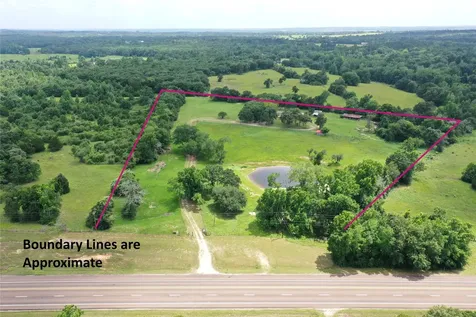 1666 Us Highway 84 Oakwood TX 75855