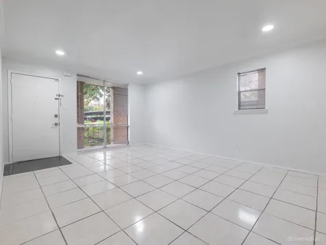 4643 Wild Indigo Street 393 Houston TX 77027