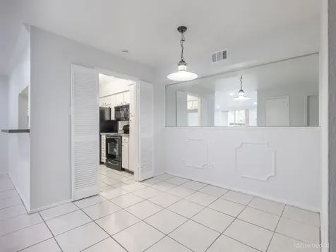 4643 Wild Indigo Street 393 Houston TX 77027