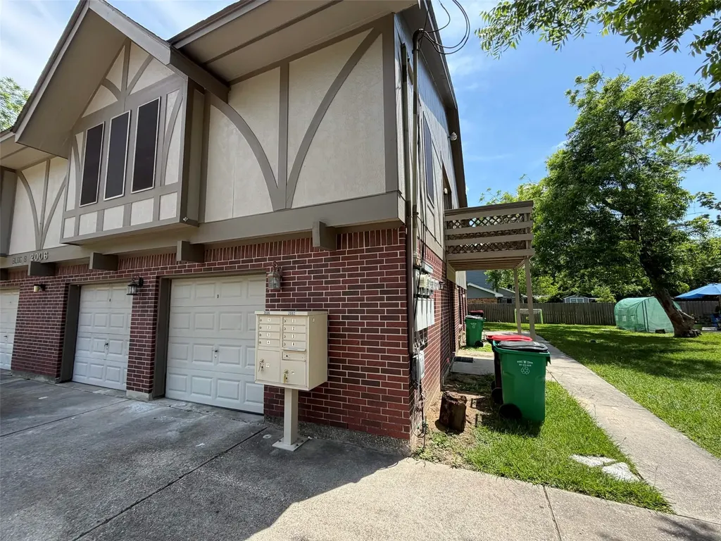 2006 Kilgore Road 101 Baytown TX 77520
