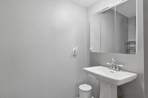 18515 Egret Bay Boulevard 906 Webster TX 77058
