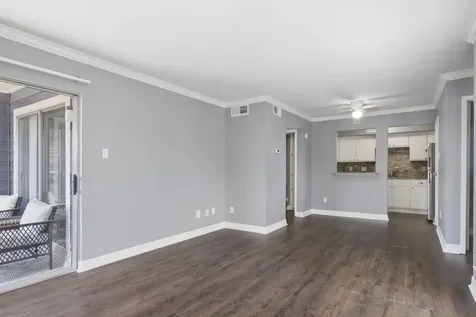 18515 Egret Bay Boulevard 906 Webster TX 77058