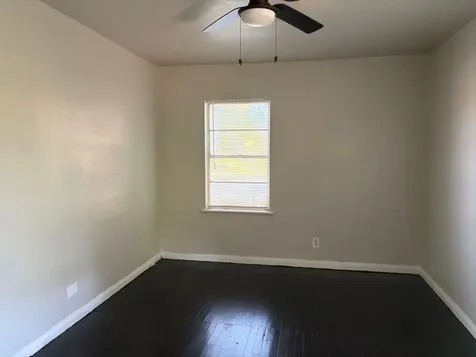 5782 Belcrest Street Houston TX 77033