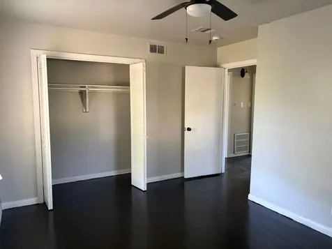 5782 Belcrest Street Houston TX 77033