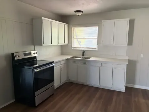 5782 Belcrest Street Houston TX 77033